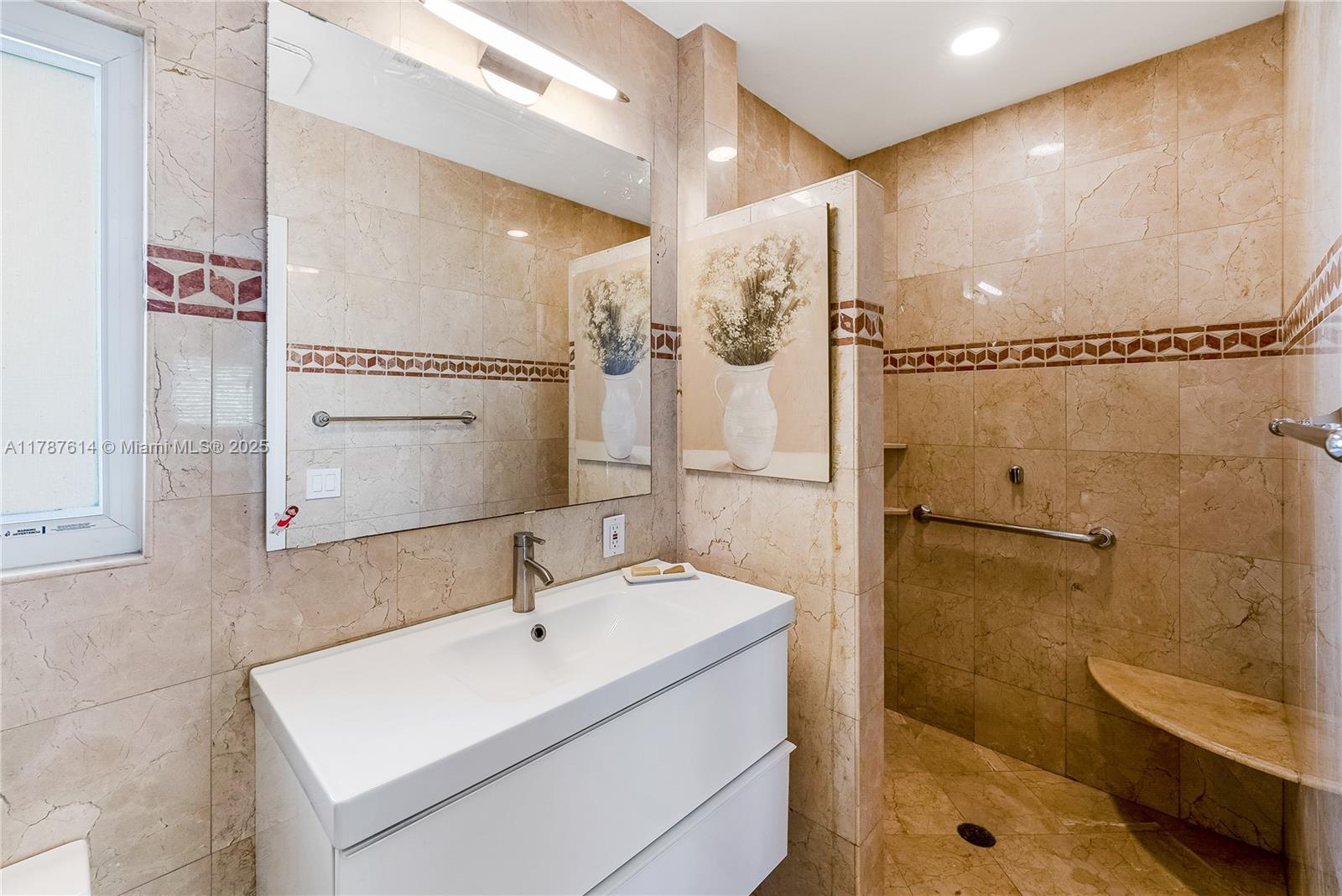 C GAB COUNTRY CLUB SEC 5 - Residential