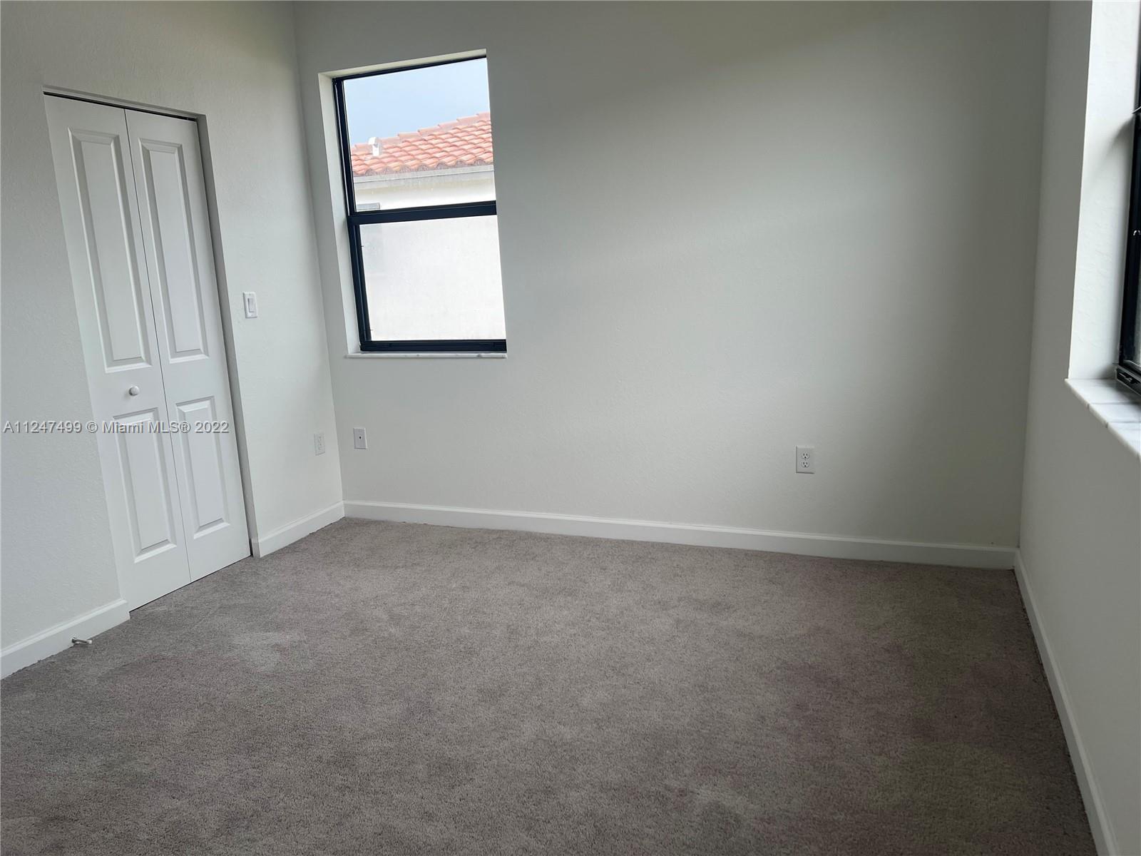 CORSICA - Residential Lease