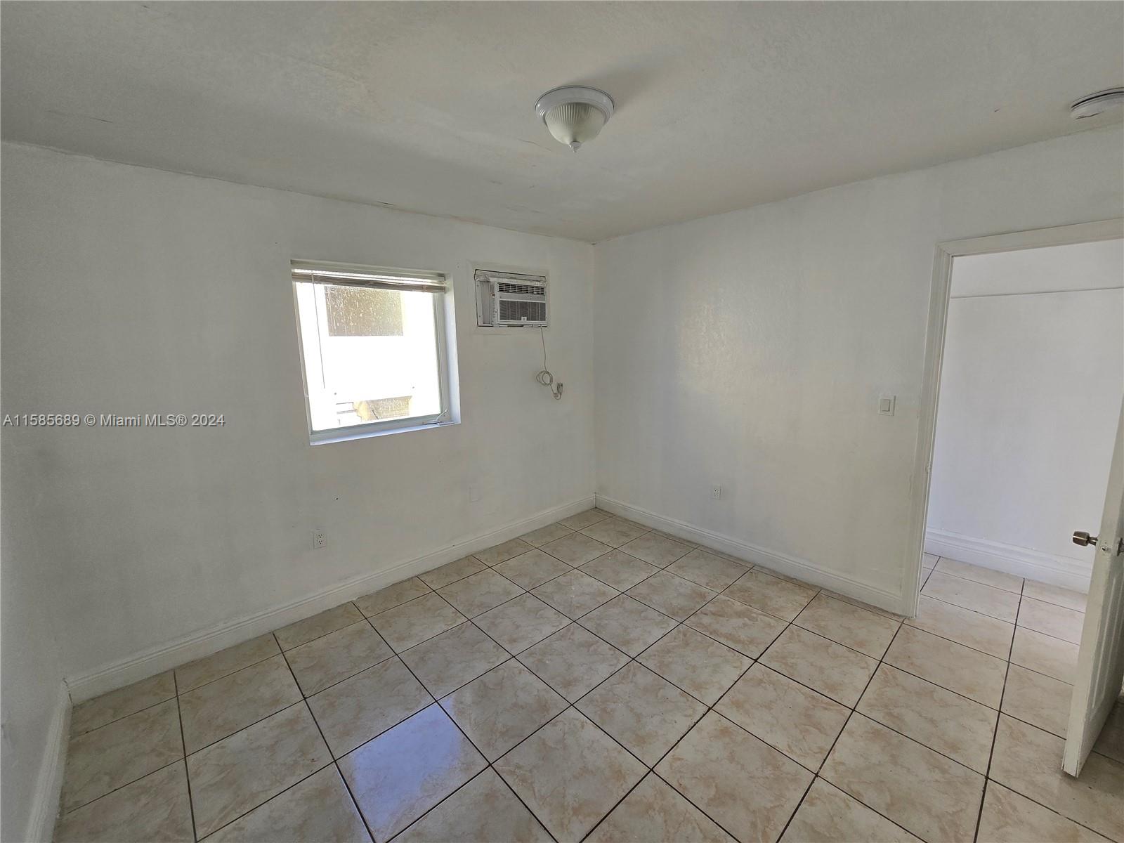 MIAMI NORTH - Residential Lease