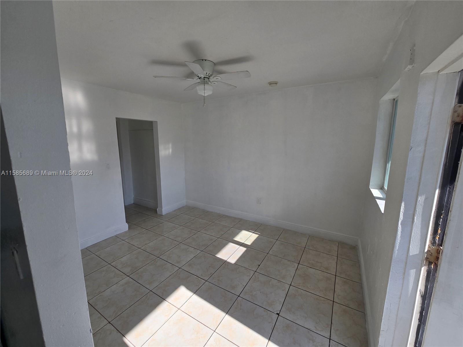 MIAMI NORTH - Residential Lease