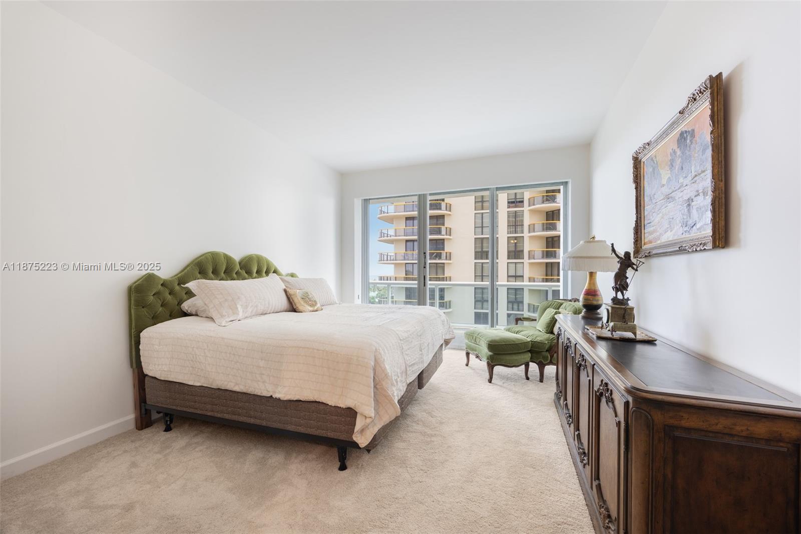 THE PALACE AT BAL HARBOUR - Residential