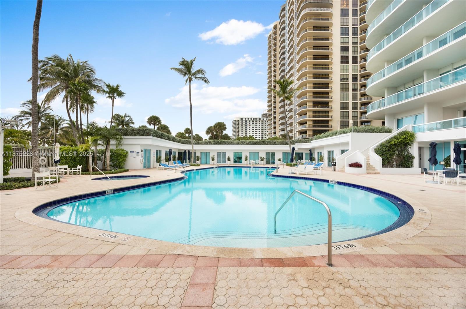 THE PALACE AT BAL HARBOUR - Residential