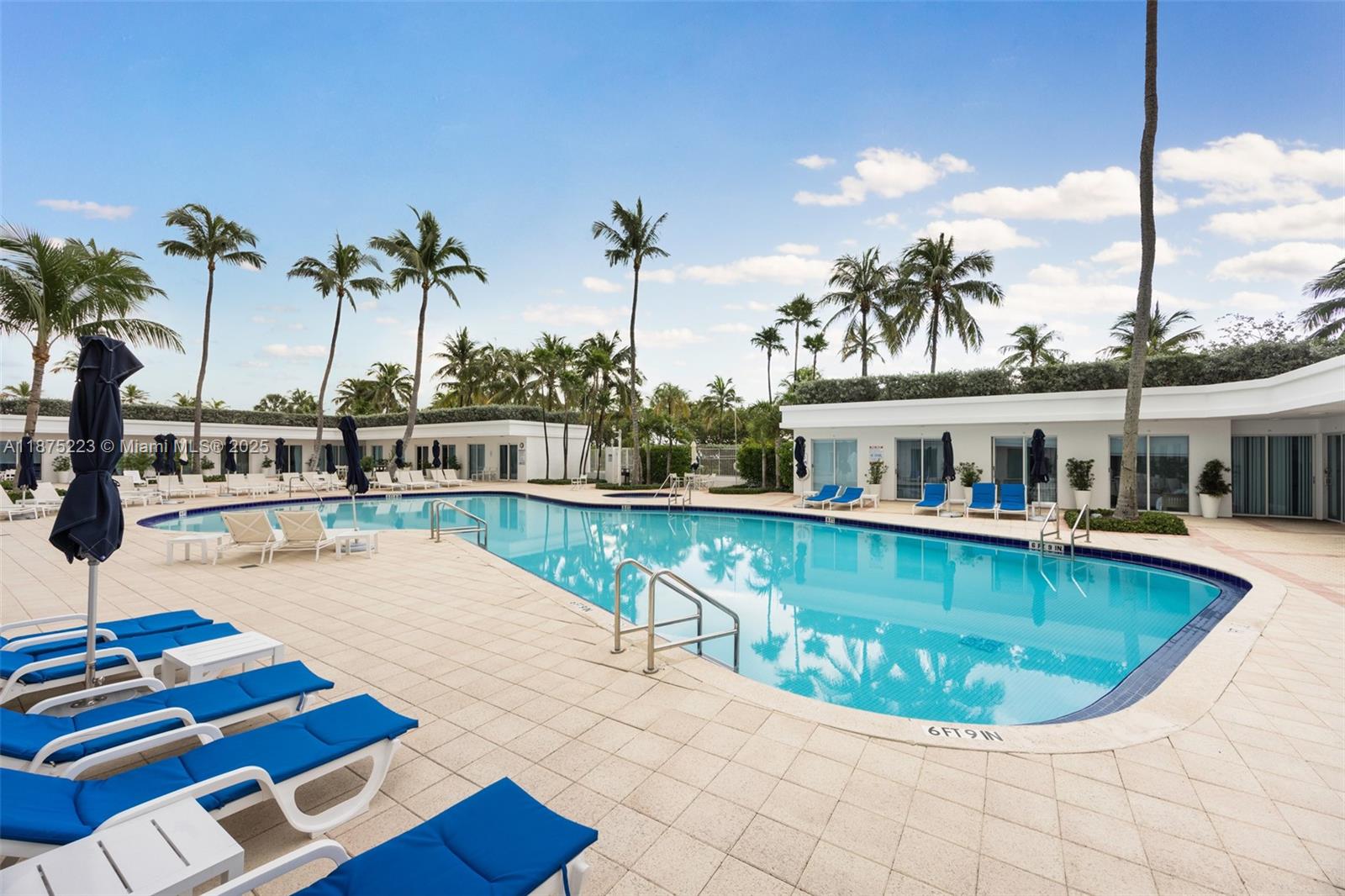 THE PALACE AT BAL HARBOUR - Residential