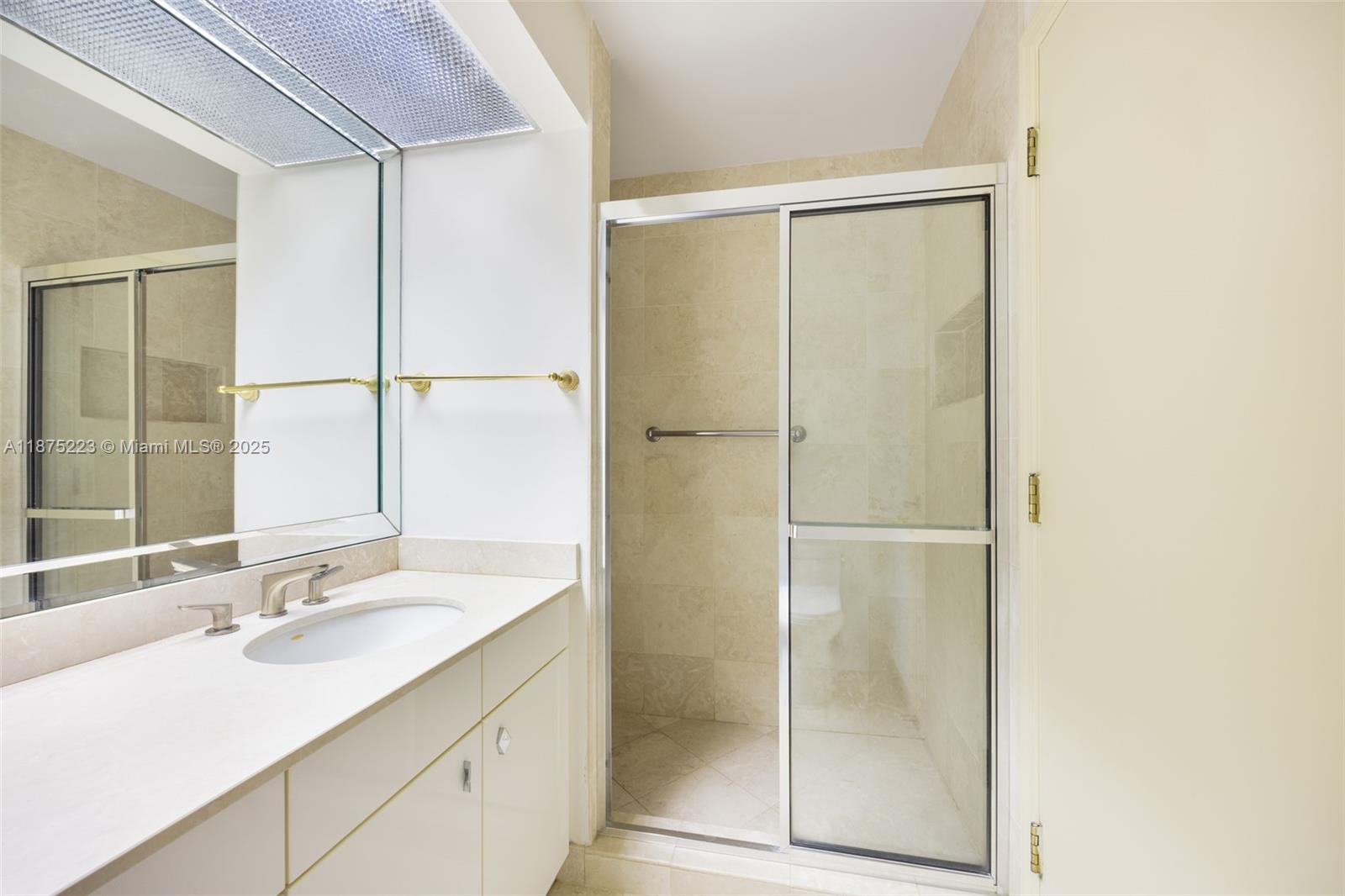 THE PALACE AT BAL HARBOUR - Residential