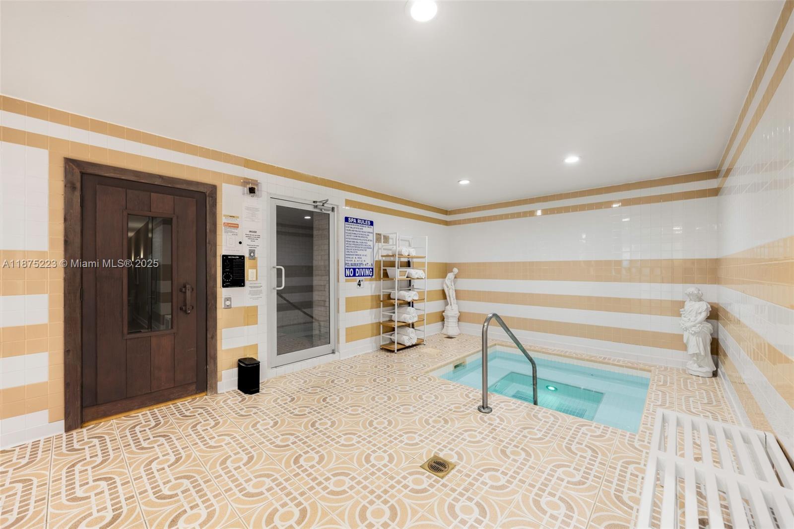 THE PALACE AT BAL HARBOUR - Residential