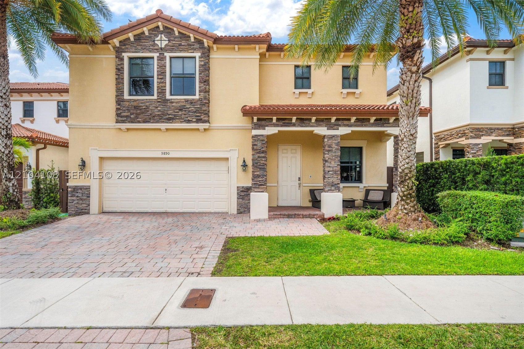9890 NW 86th Ter