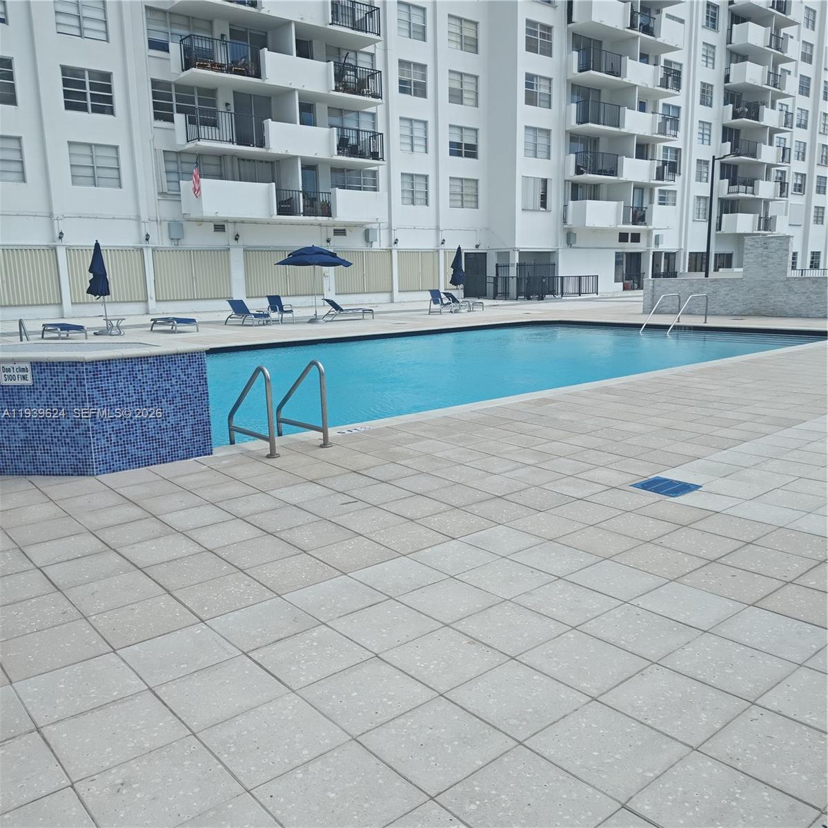 COMMODORE PLAZA CONDO - Residential