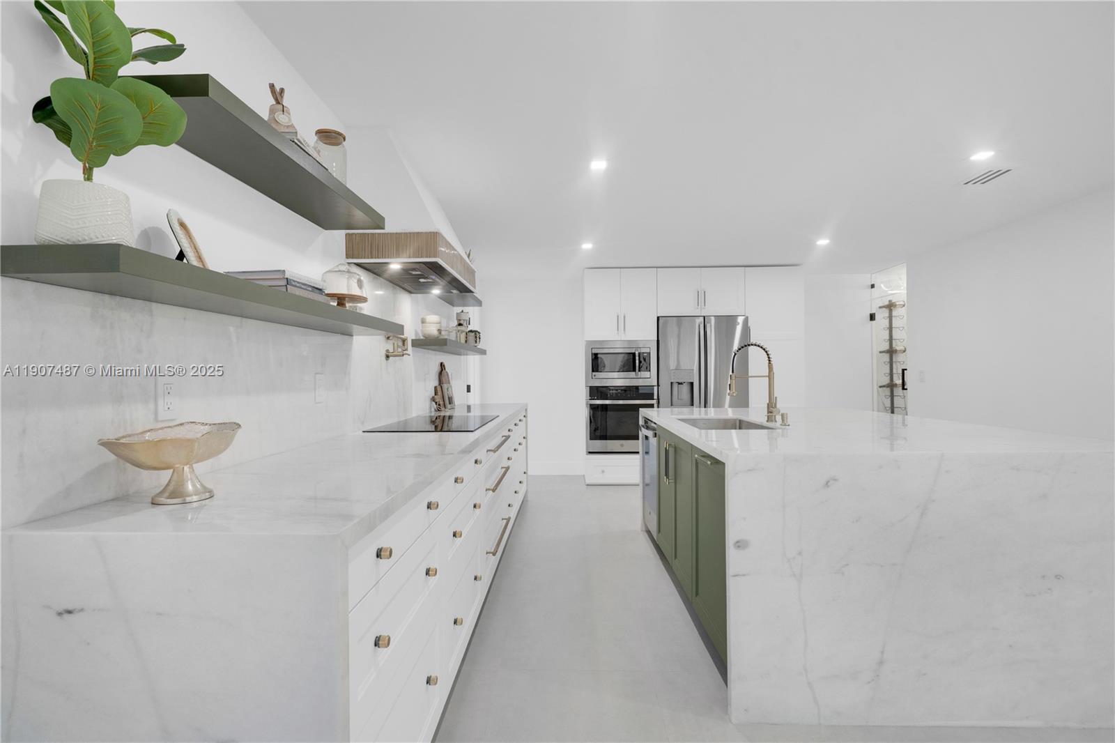 CHASE-HESSEN ESTATES - Residential