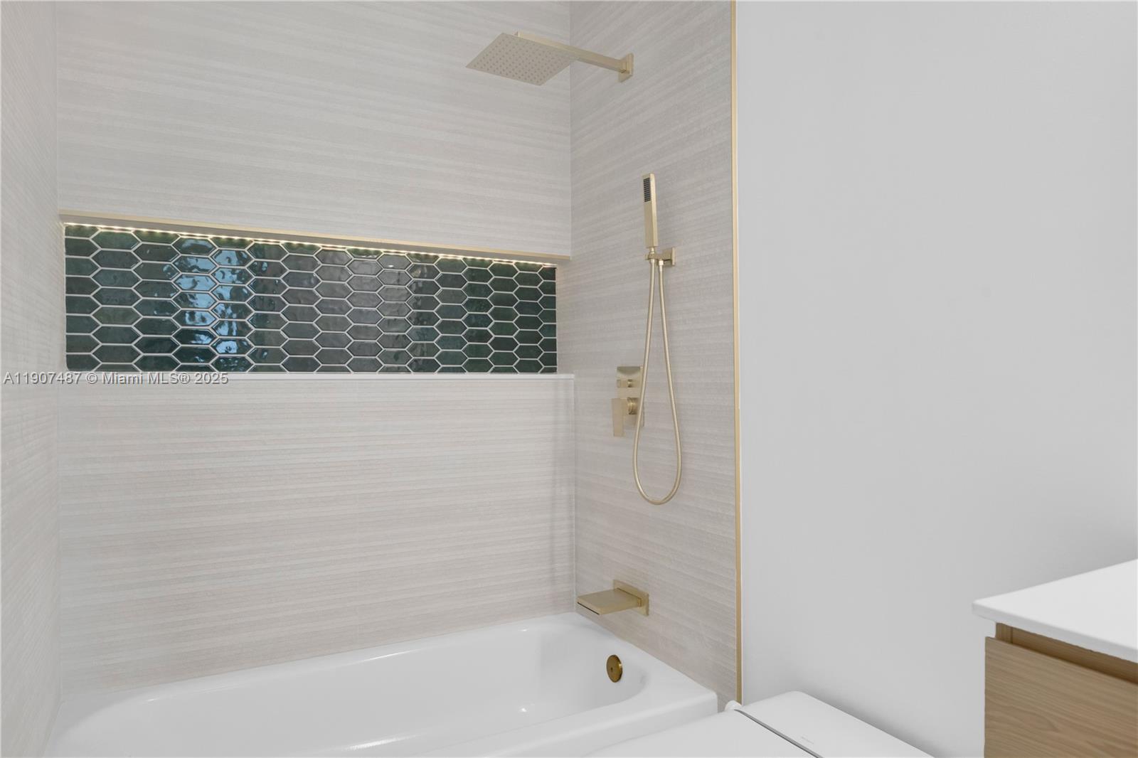 CHASE-HESSEN ESTATES - Residential