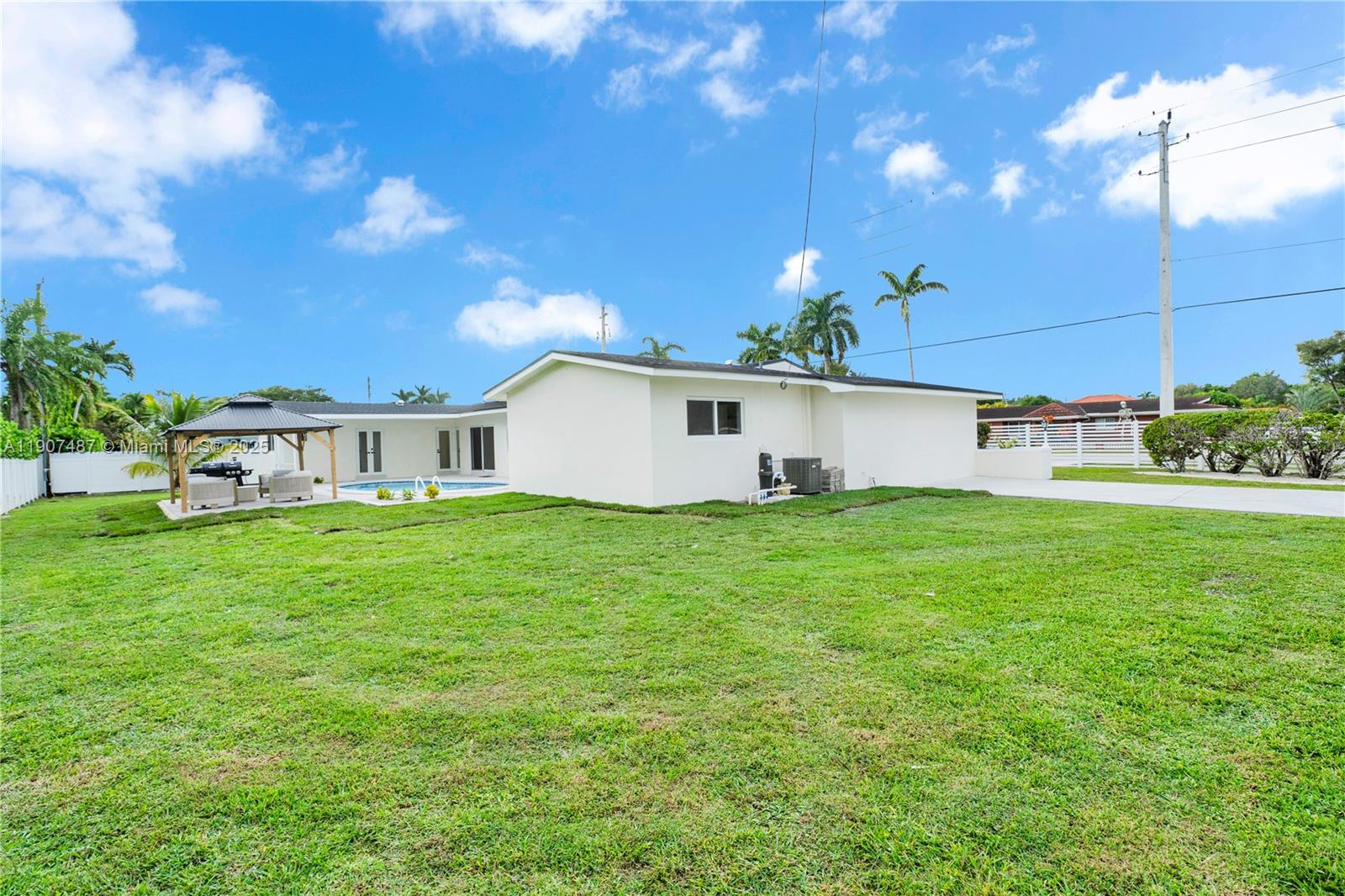 CHASE-HESSEN ESTATES - Residential