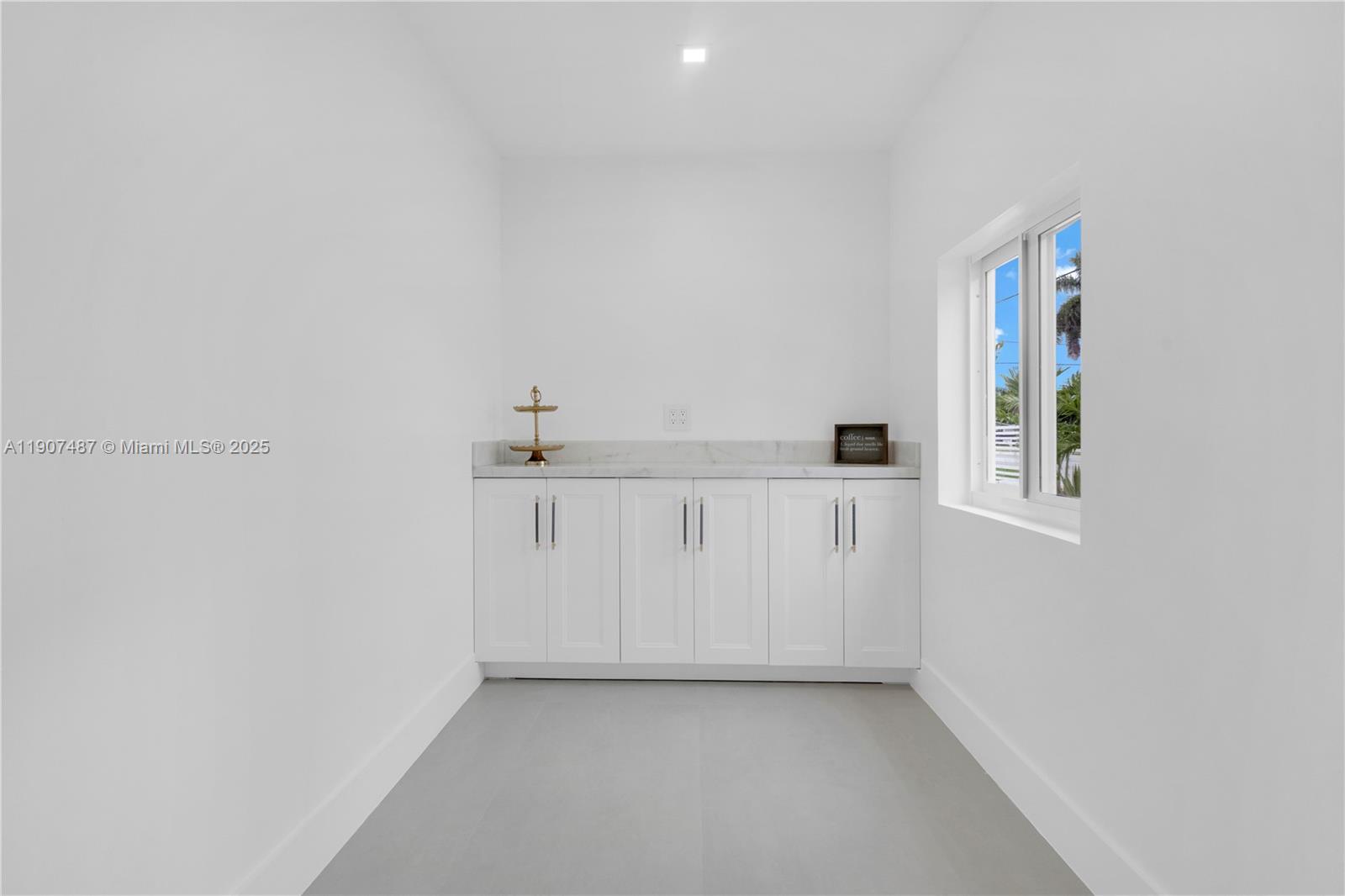 CHASE-HESSEN ESTATES - Residential