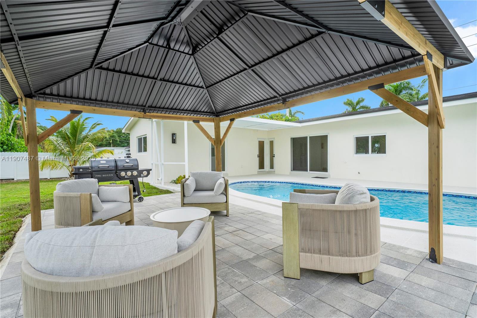 CHASE-HESSEN ESTATES - Residential