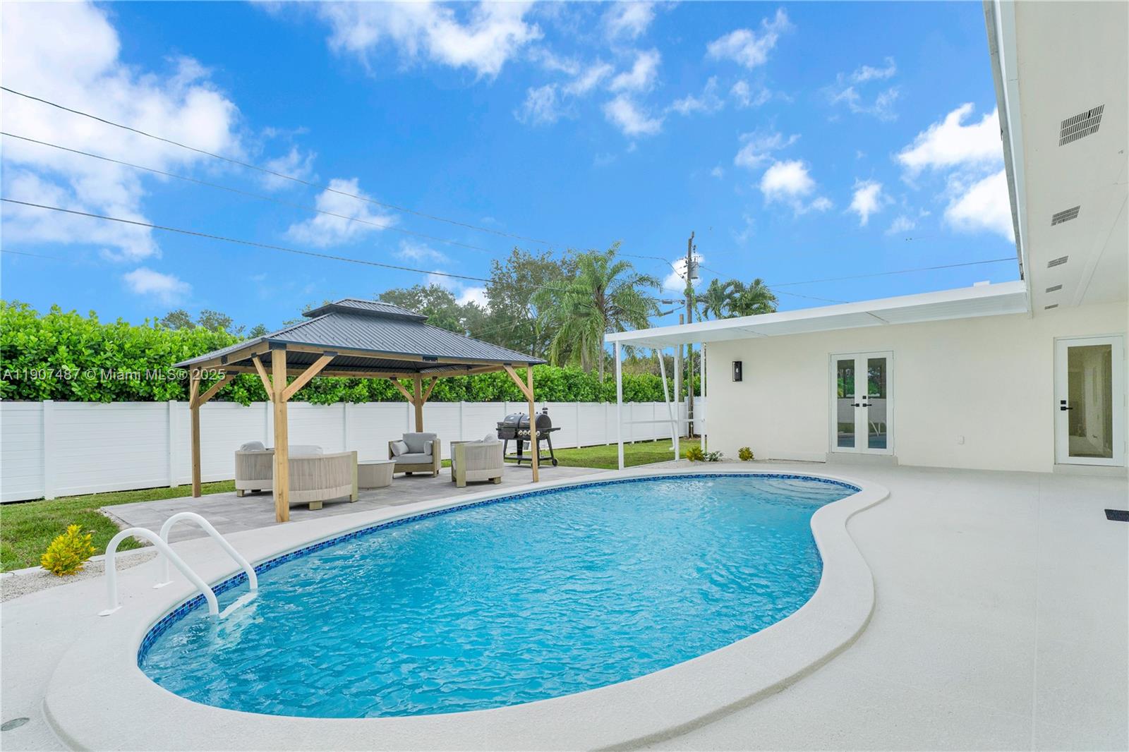 CHASE-HESSEN ESTATES - Residential