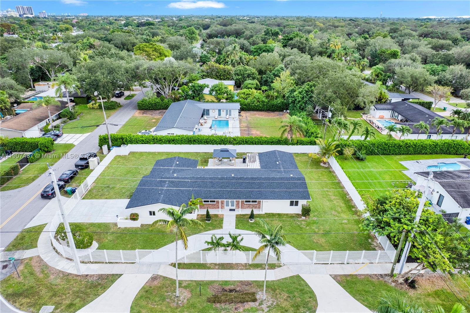 CHASE-HESSEN ESTATES - Residential