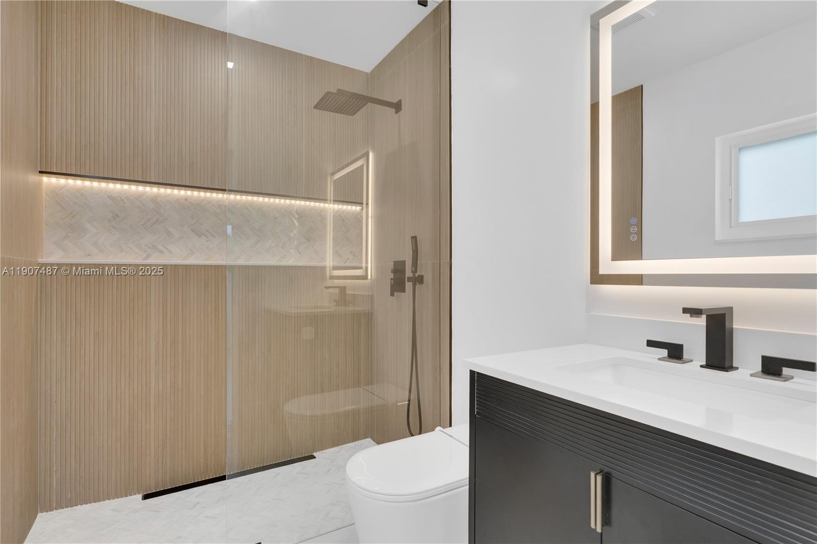 CHASE-HESSEN ESTATES - Residential