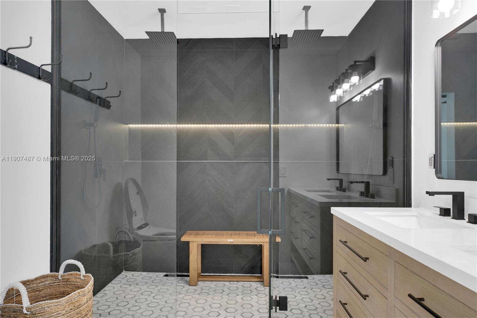 CHASE-HESSEN ESTATES - Residential