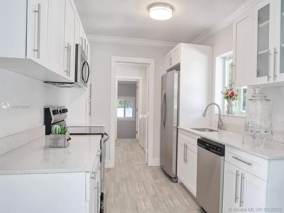 LAFAYETTE HOMESITES - Residential