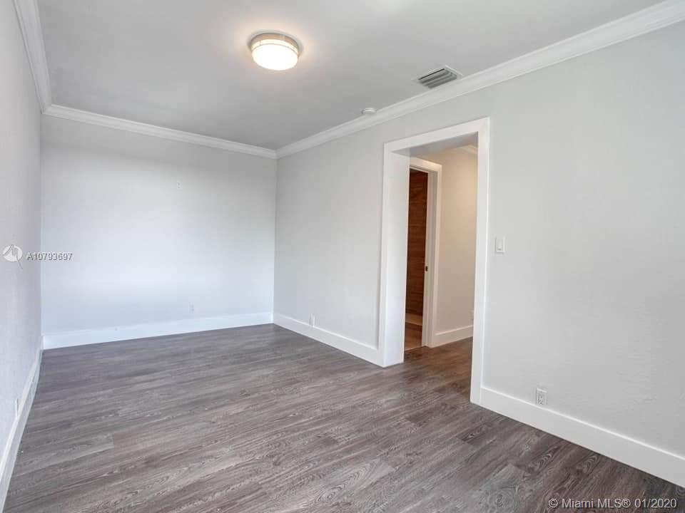 LAFAYETTE HOMESITES - Residential