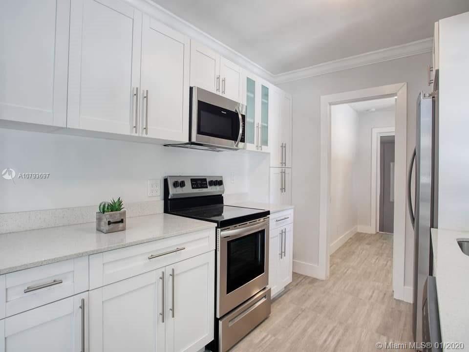 LAFAYETTE HOMESITES - Residential