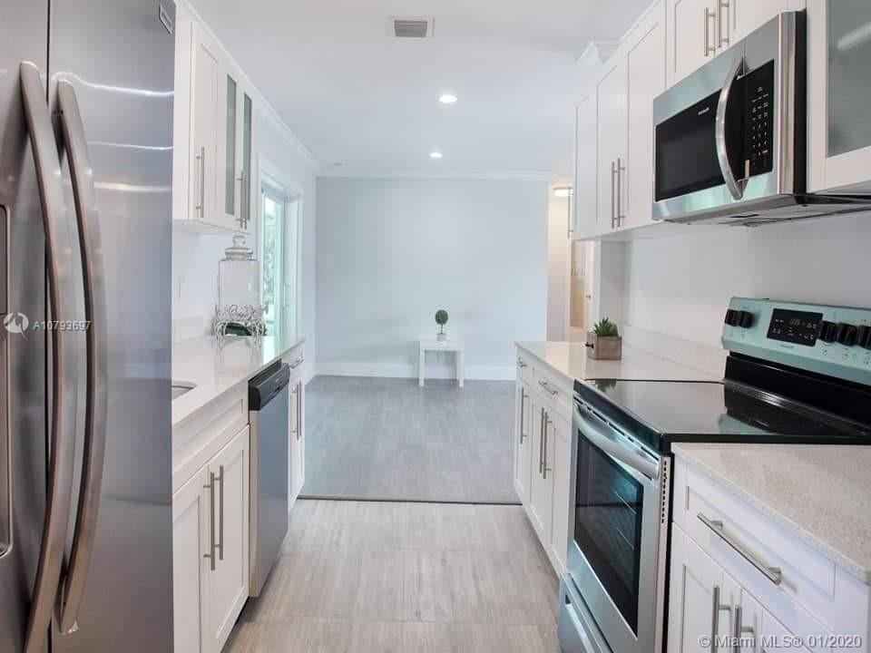 LAFAYETTE HOMESITES - Residential