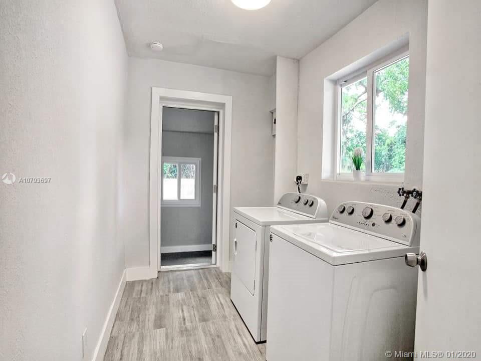 LAFAYETTE HOMESITES - Residential