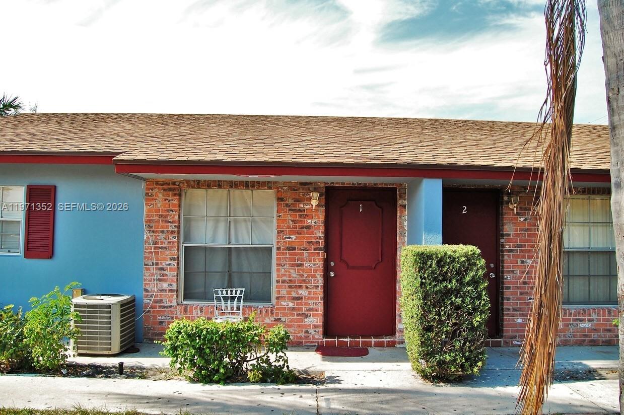 LAKE WORTH TOWN OF - Residential Income