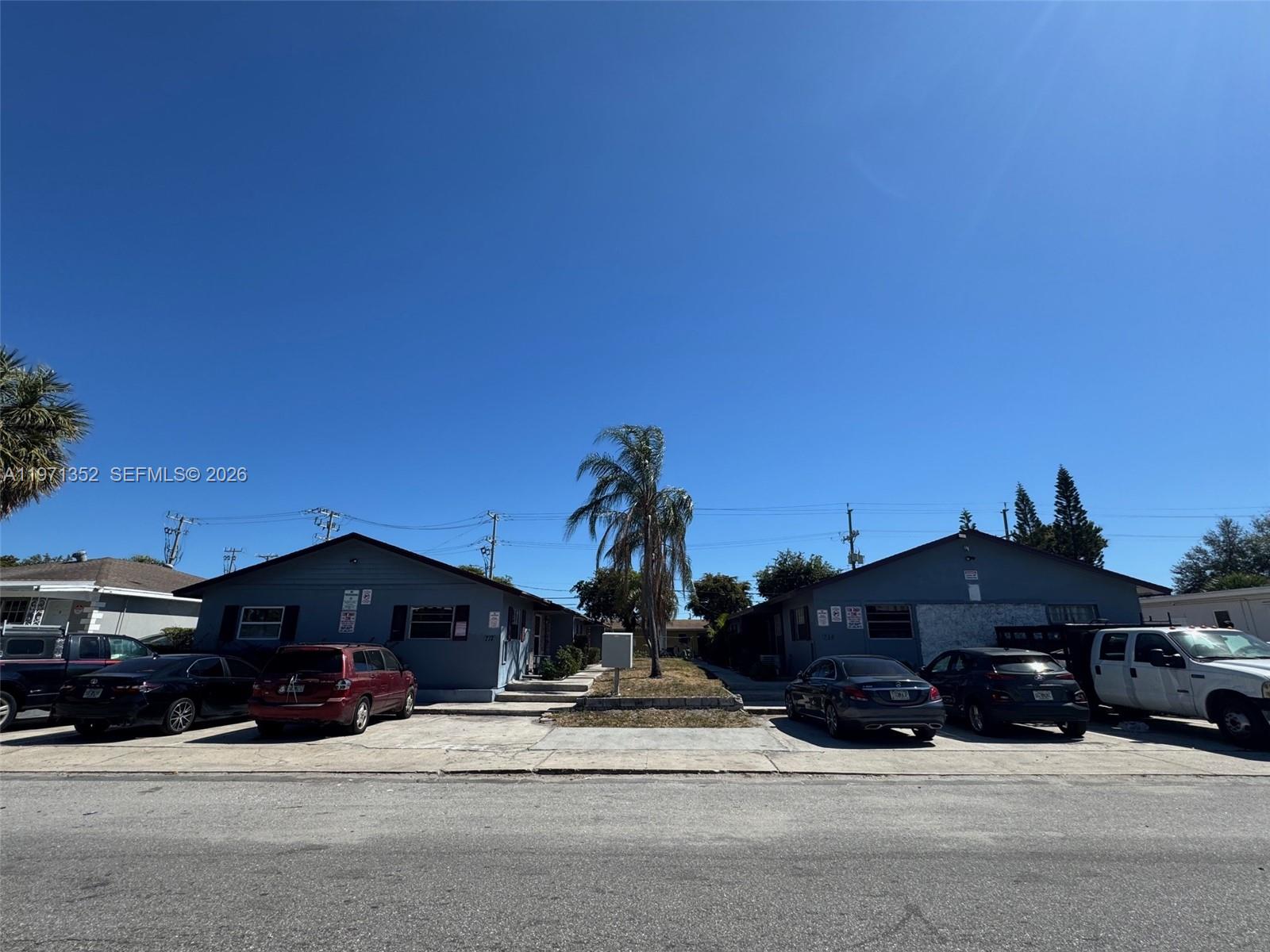 LAKE WORTH TOWN OF - Residential Income