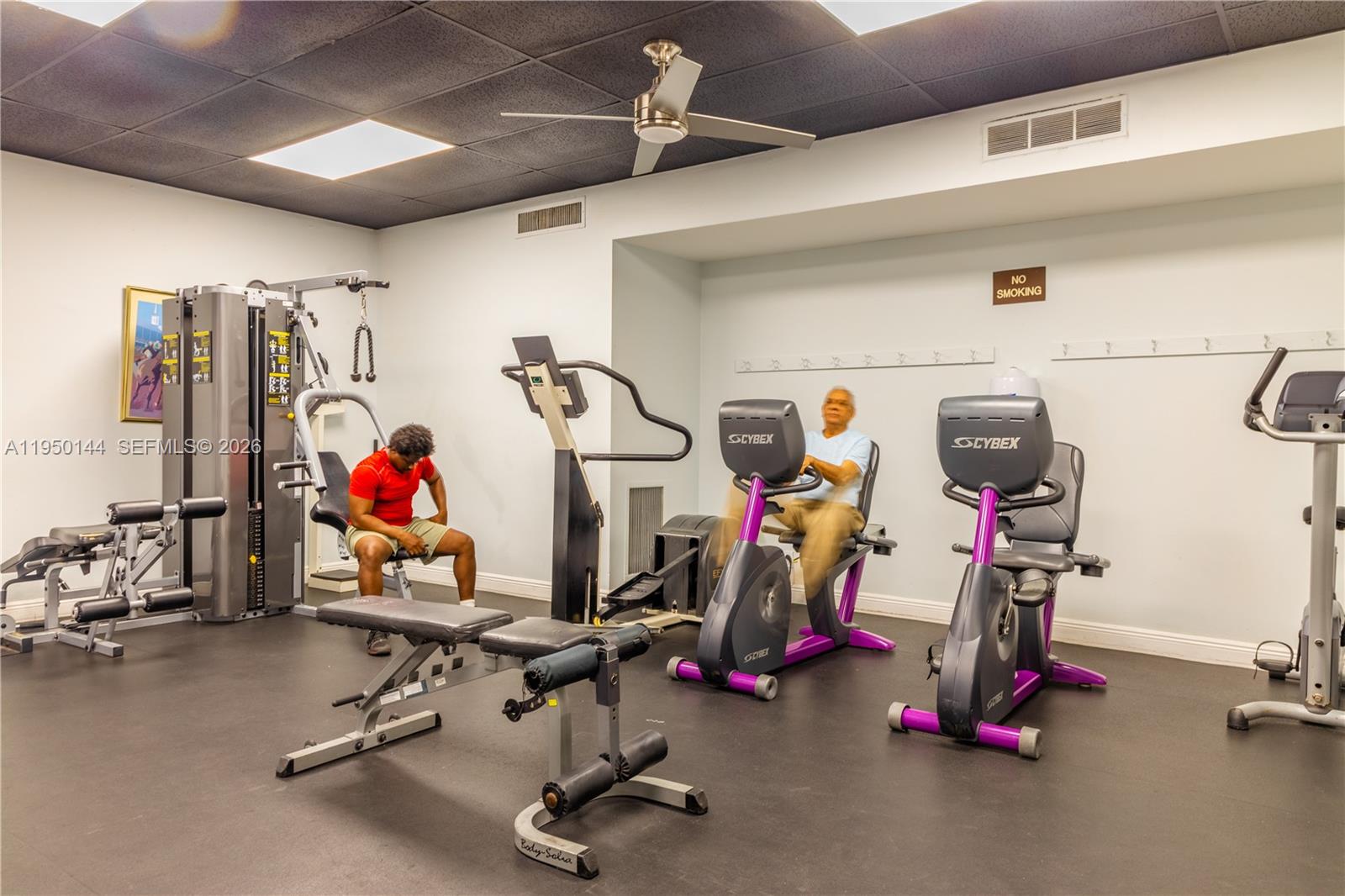 CAMBRIDGE HOUSE WEST - Residential