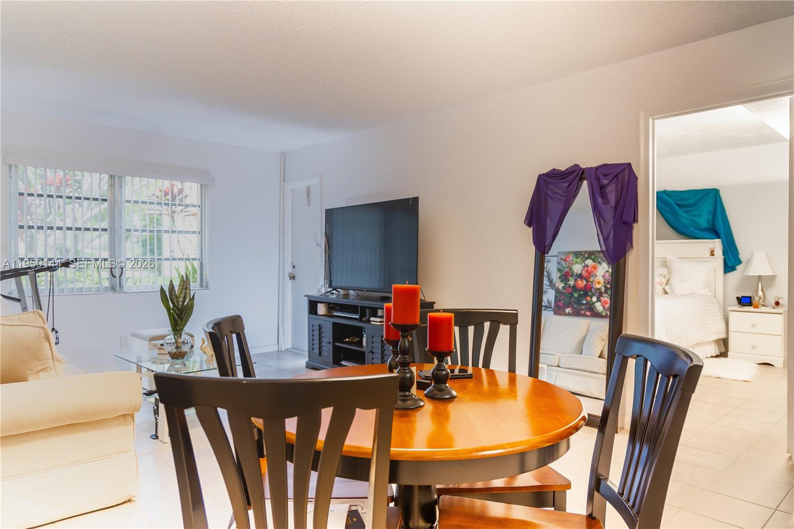 CAMBRIDGE HOUSE WEST - Residential