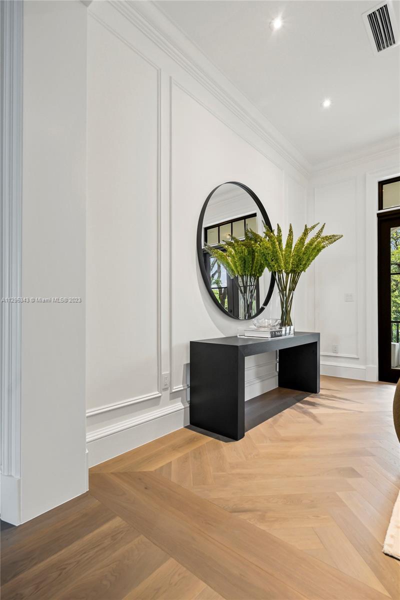 CORAL GABLES BILTMORE SEC - Residential