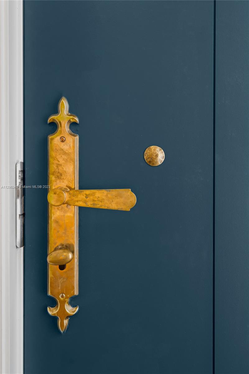 CORAL GABLES BILTMORE SEC - Residential