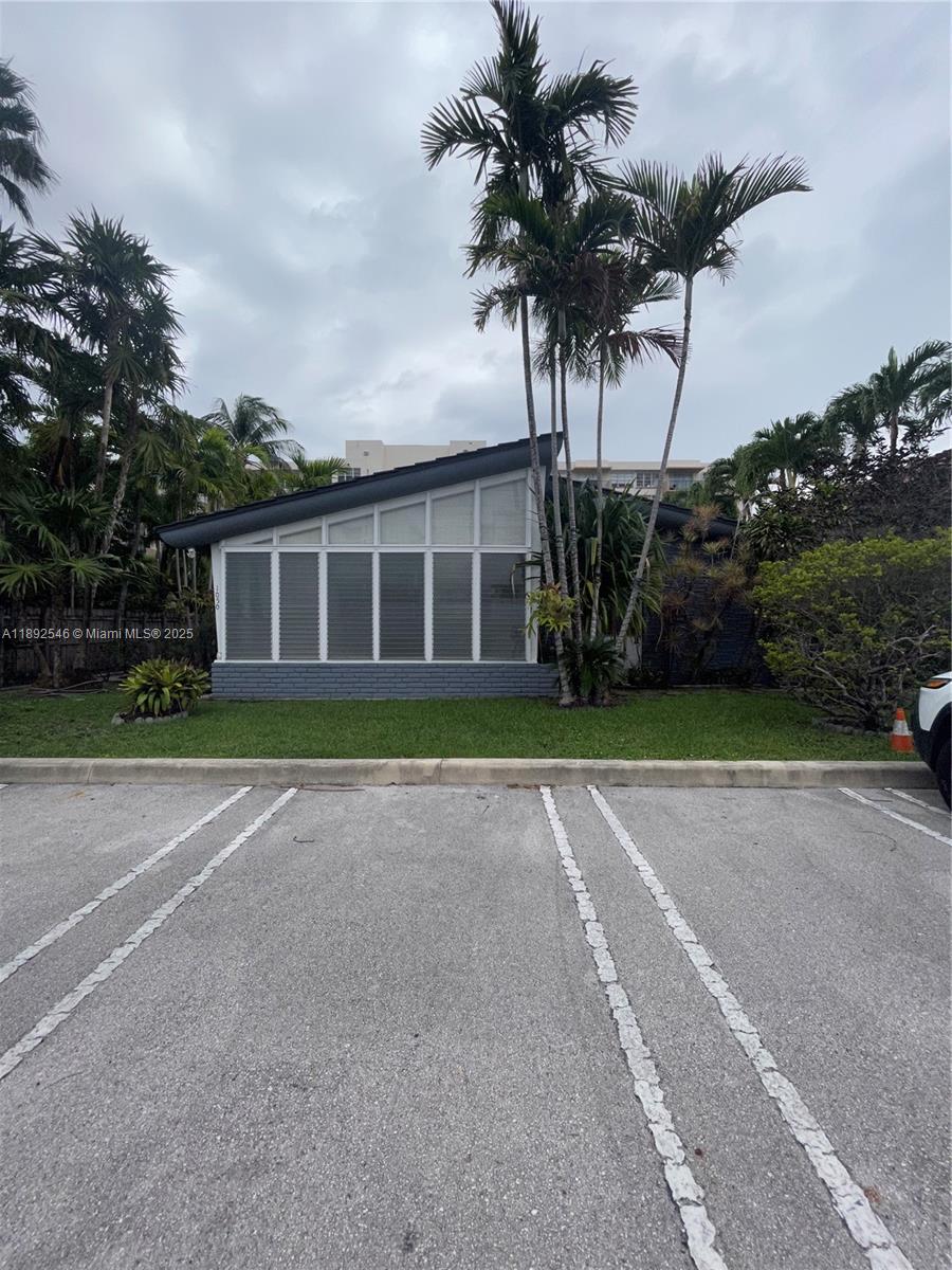 BAY HARBOR ISLAND - Residential Lease