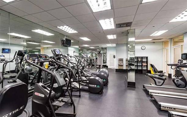 BRICKELL PLACE PHASE II C - Residential