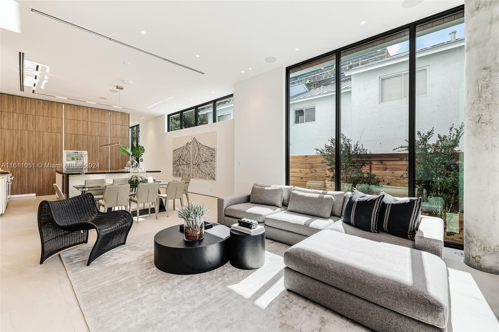 PALM TERRACE - Residential