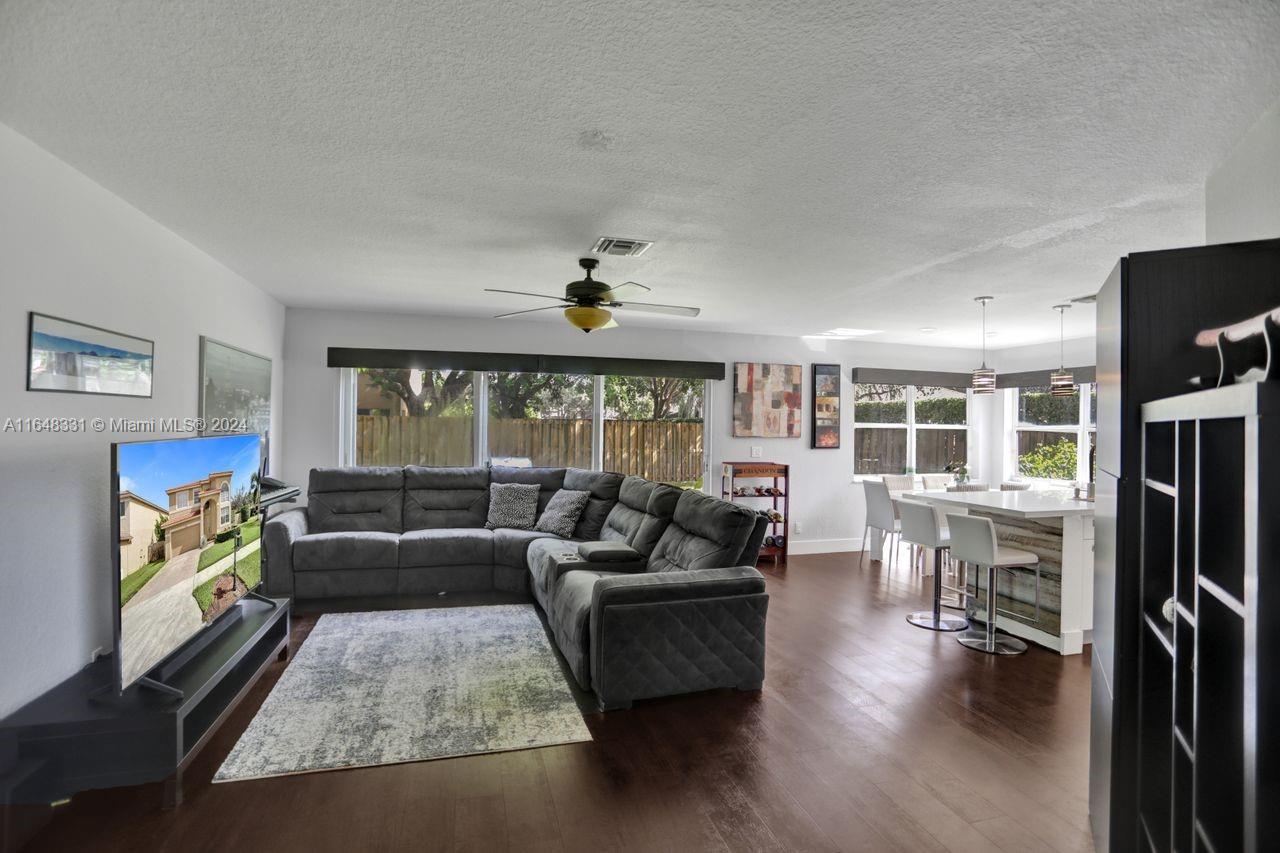 AMBER-RUBY COVE PLAT - Residential