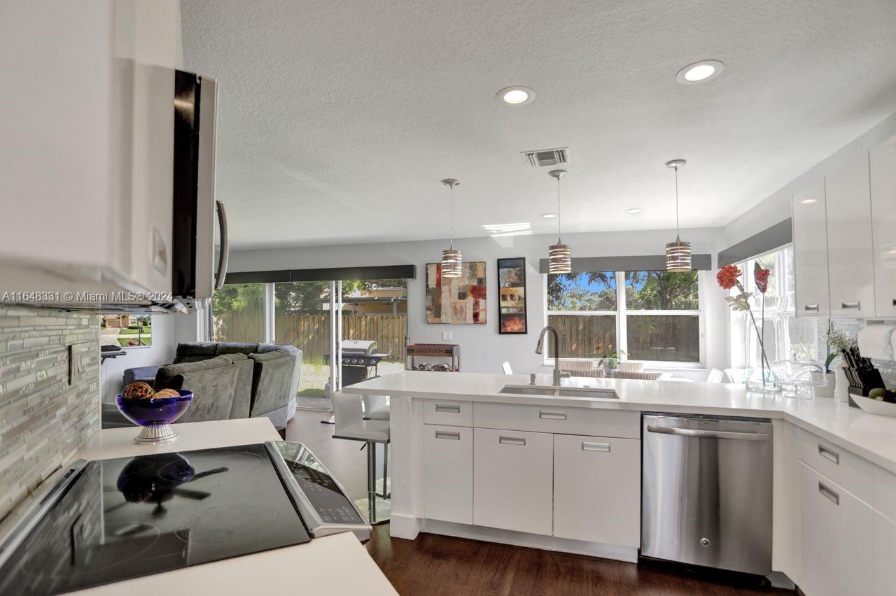 AMBER-RUBY COVE PLAT - Residential