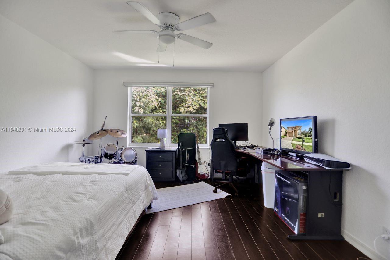 AMBER-RUBY COVE PLAT - Residential