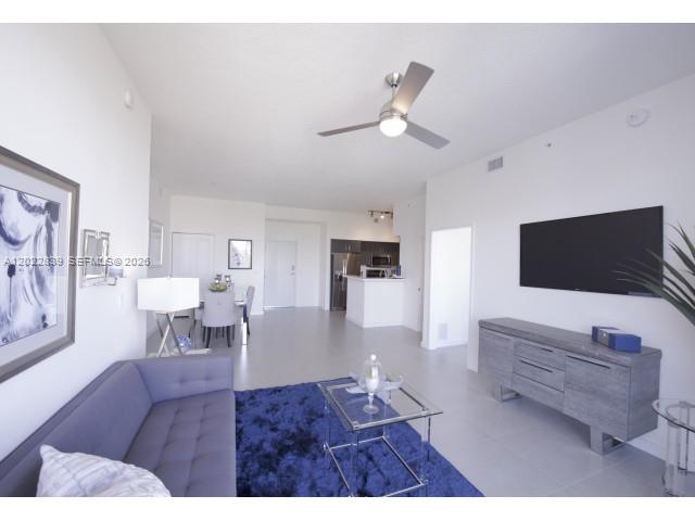 729 NW 2nd St 410