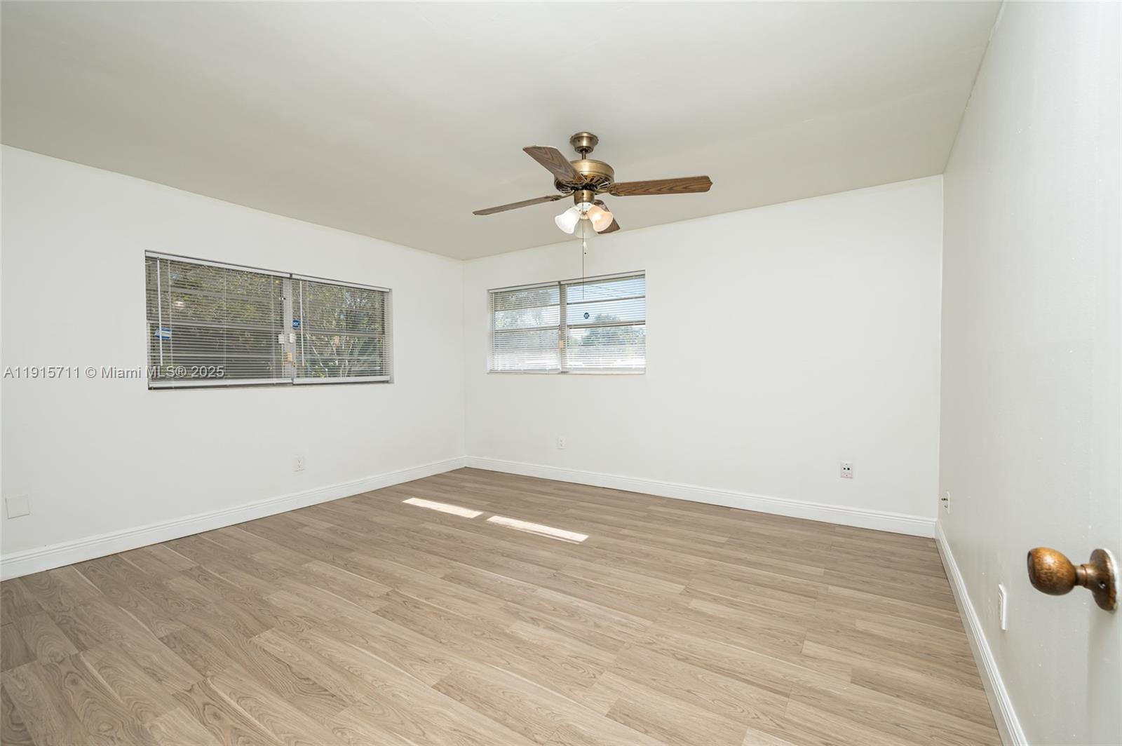 RAMBLEWOOD EAST CONDO - Residential