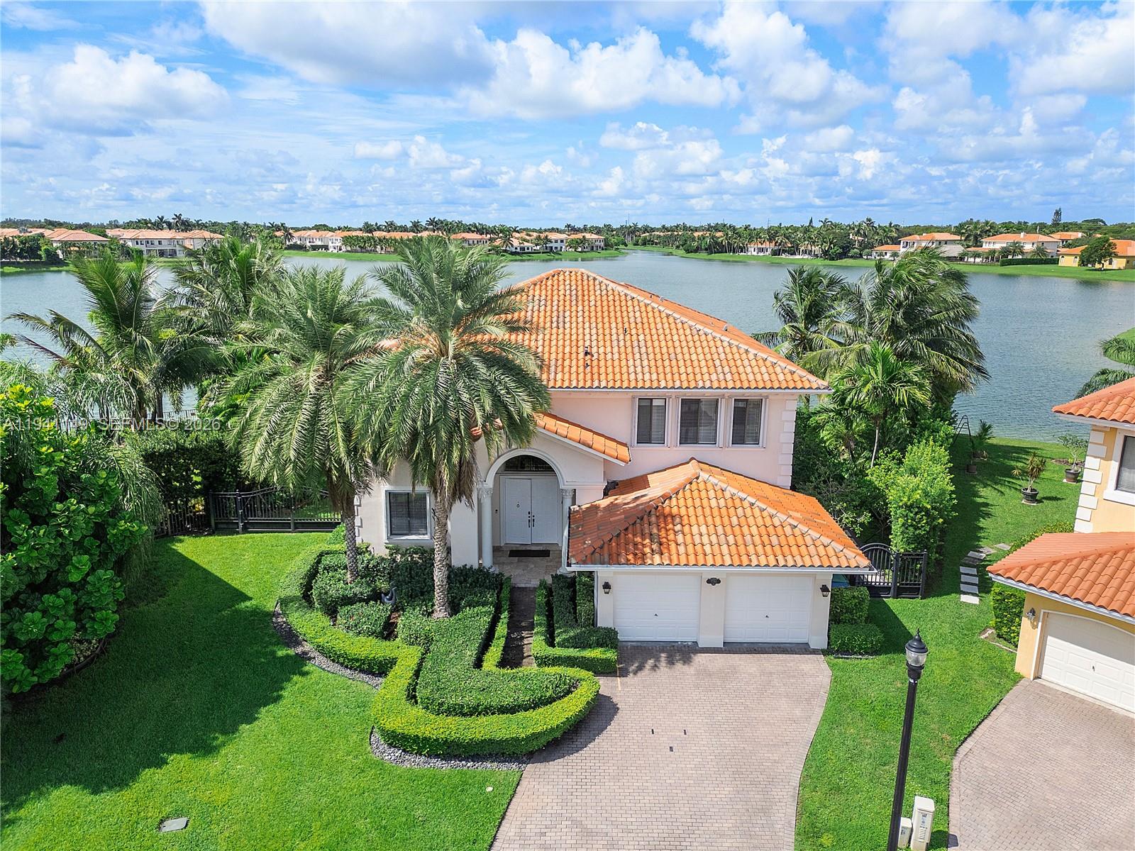 CUTLER CAY - Residential