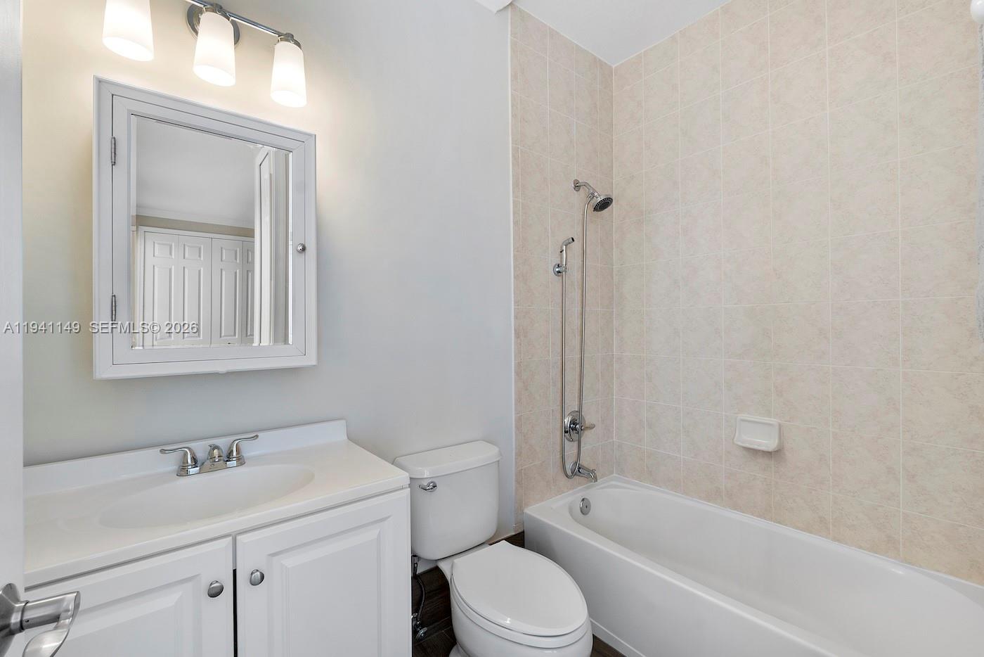 CUTLER CAY - Residential