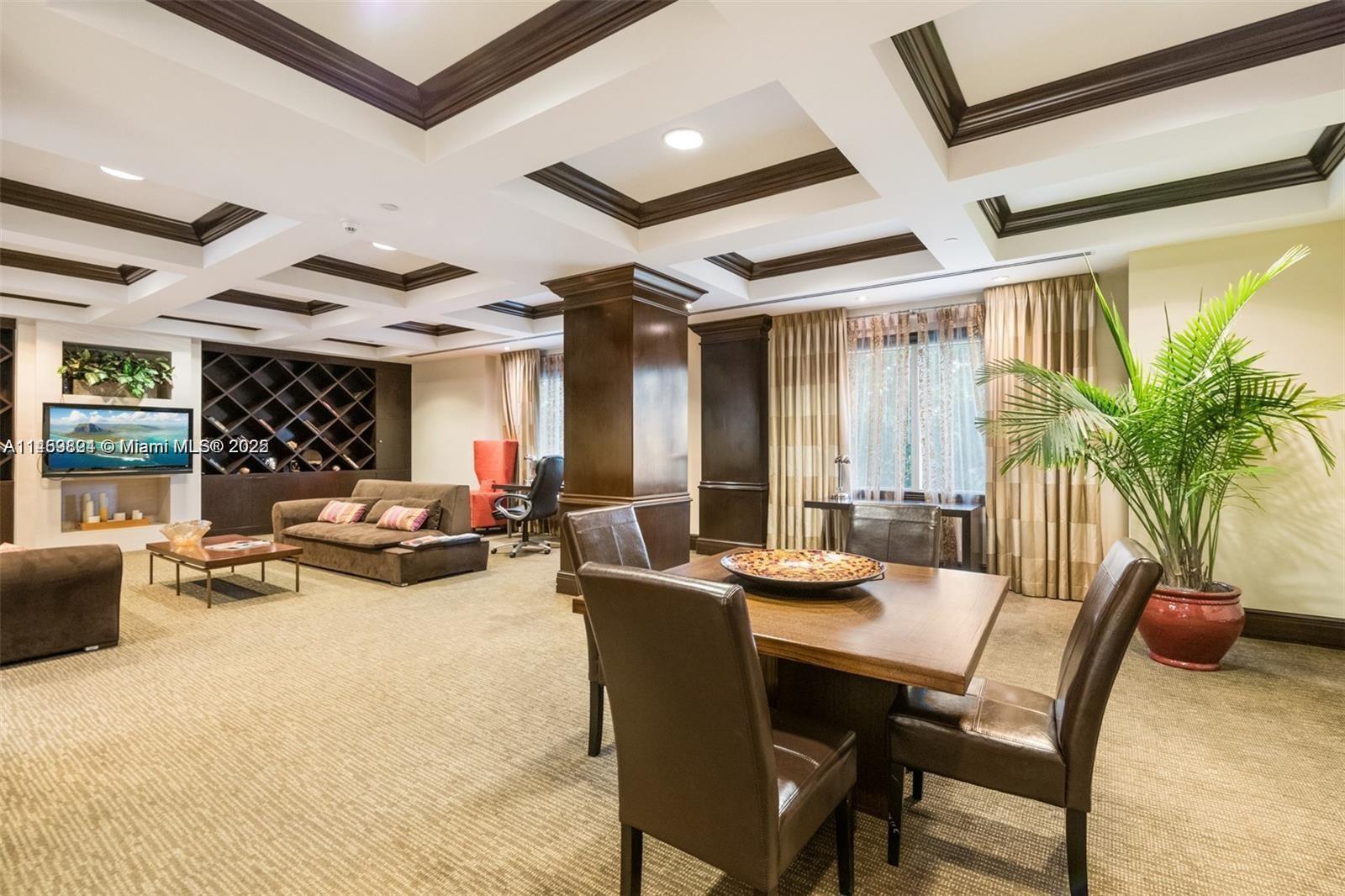 ST TROPEZ ON THE BAY II C - Residential Lease