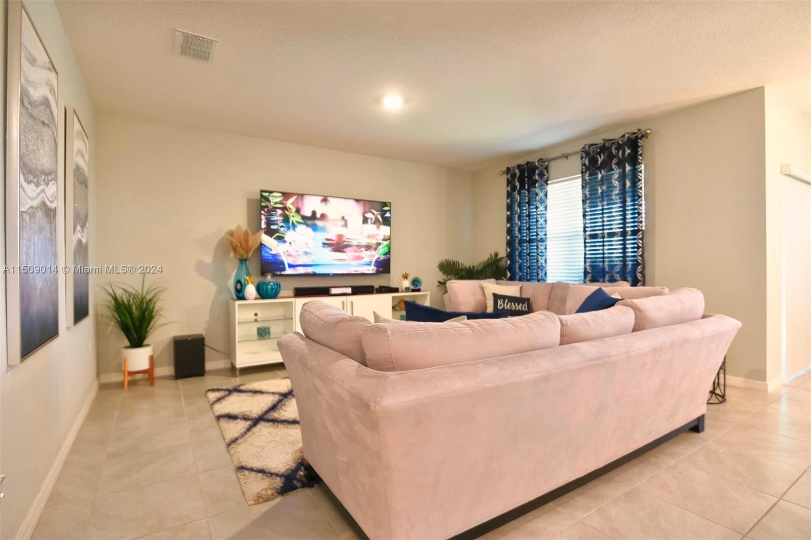 Riviera Bella - Residential