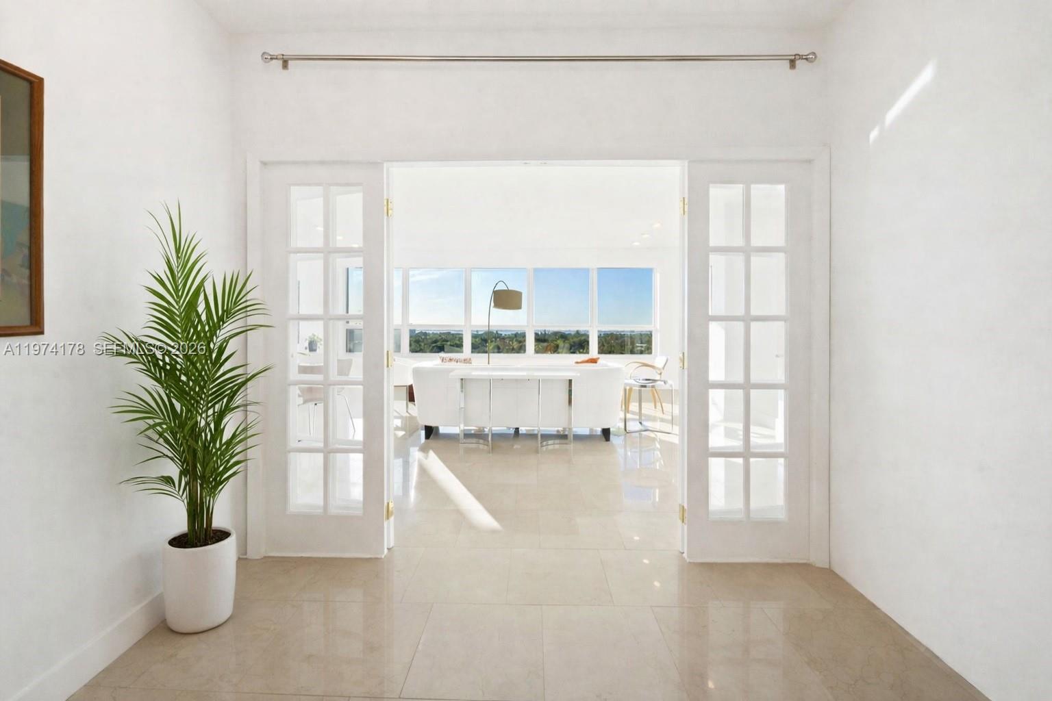 THE EXECUTIVE CONDO - Residential Lease