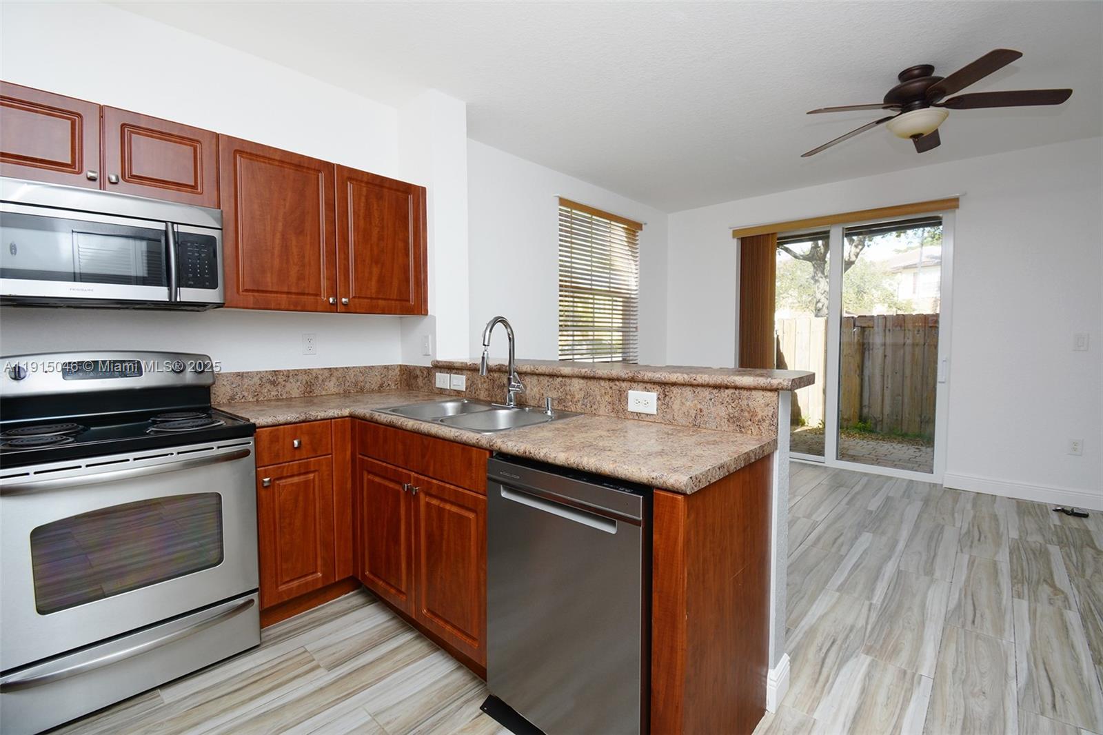 THE SHORES CONDO NO 2 - Residential Lease