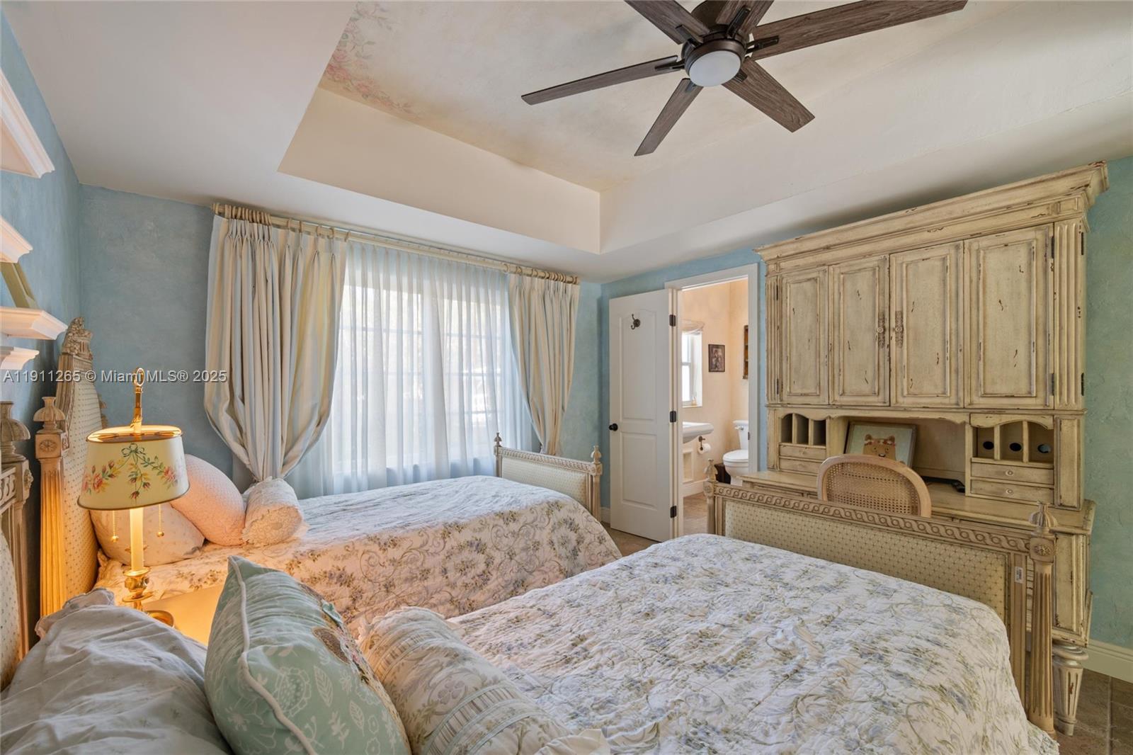 Las Olas By The Sea Ext 7 - Residential Lease