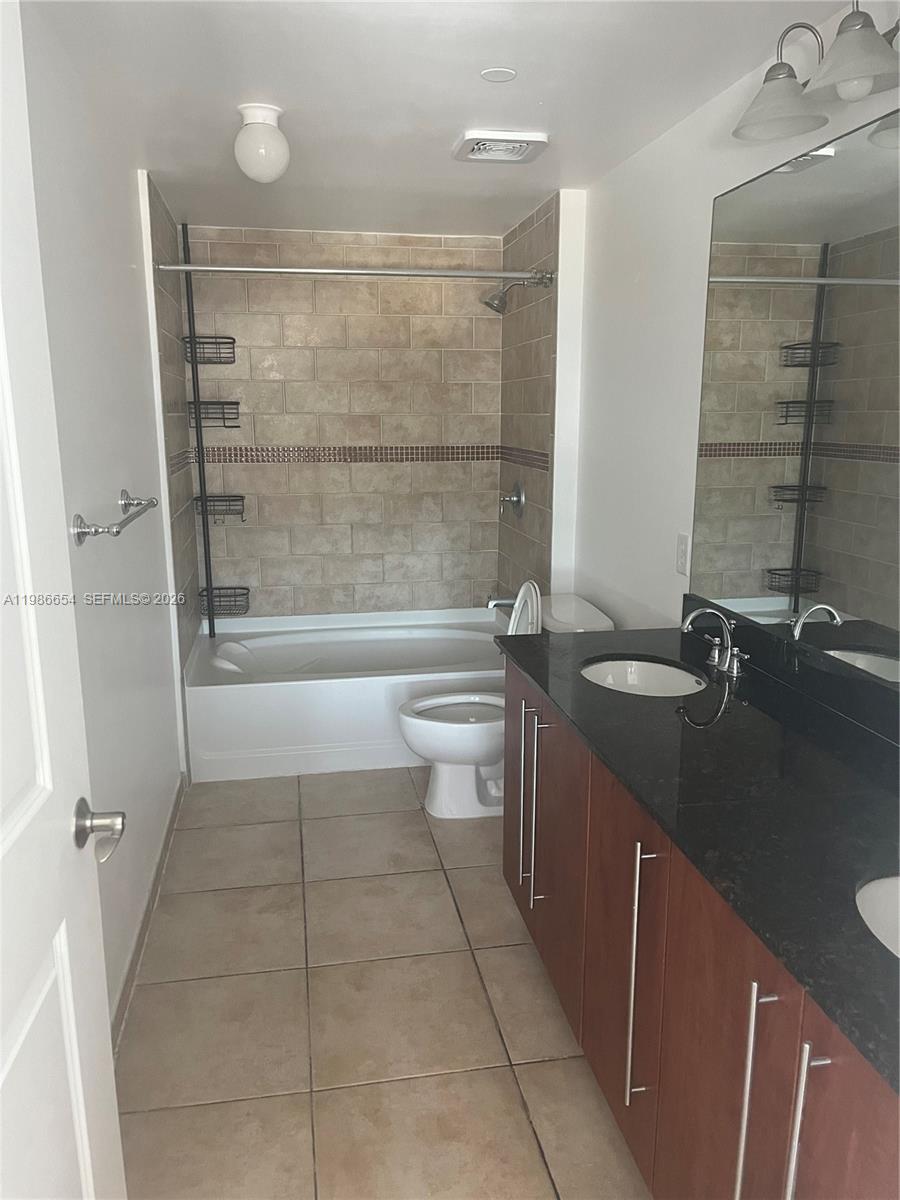 TOSCANO CONDO - Residential