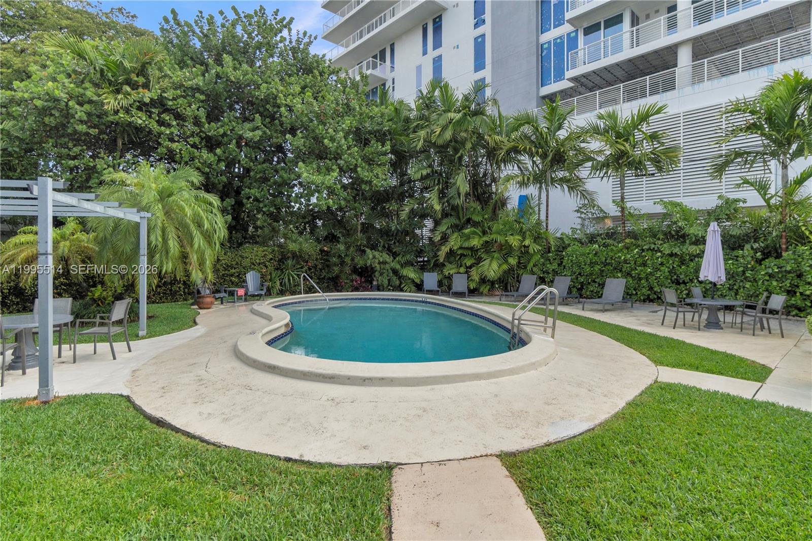 BEACH RIDGE APTS CO-OP - Residential