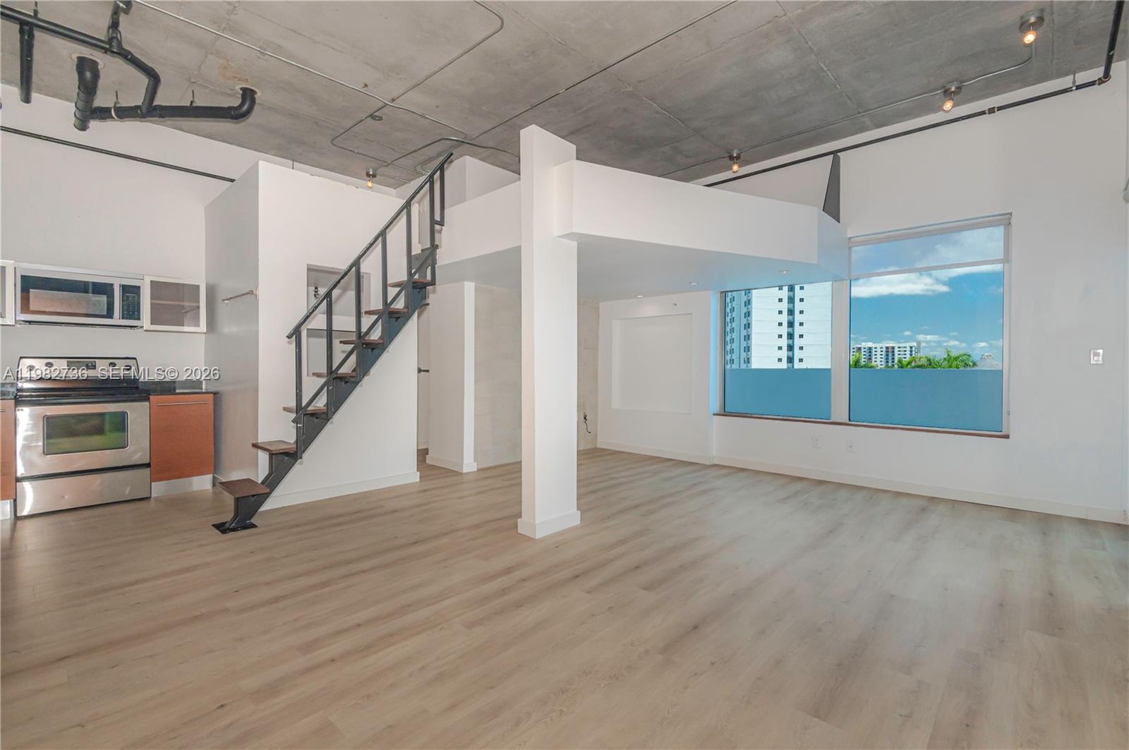 NEO LOFTS CONDO - Residential