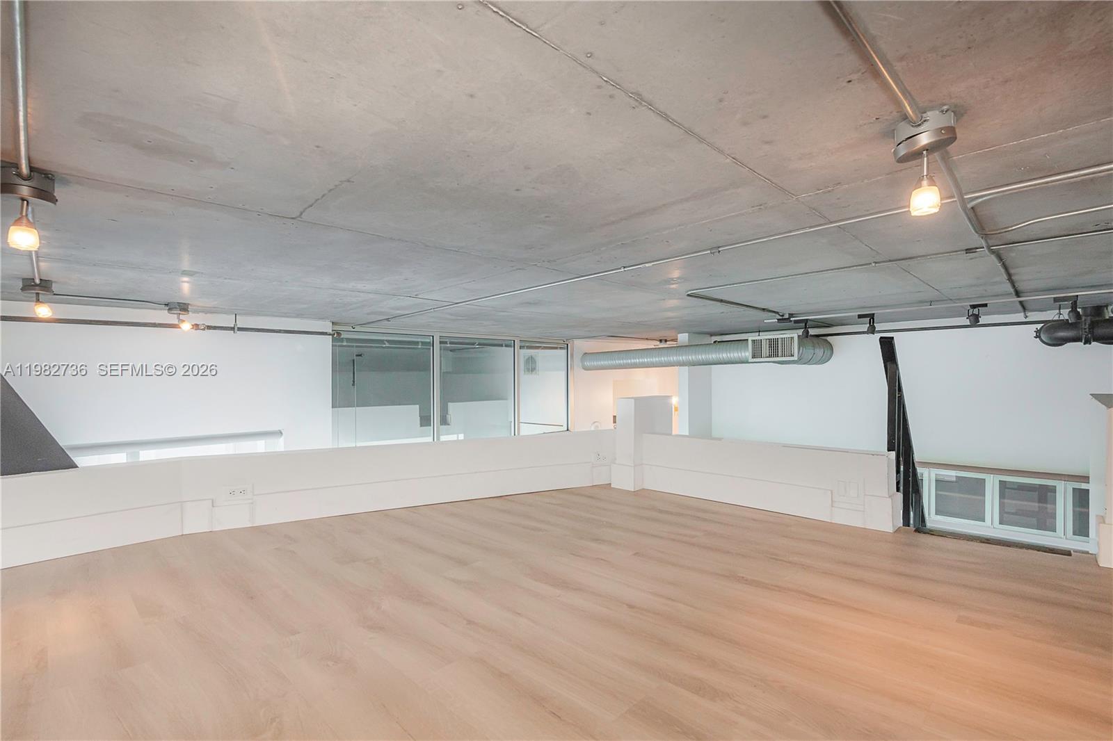 NEO LOFTS CONDO - Residential